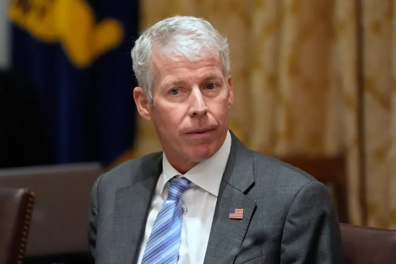 Energy Secretary Signals Path To Expanded Venezuelan Oil Output