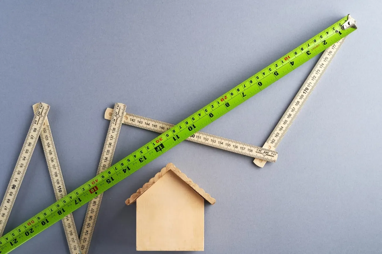 Mortgage Rates Fall To Four-Year Low As Buyers Stay Cautious