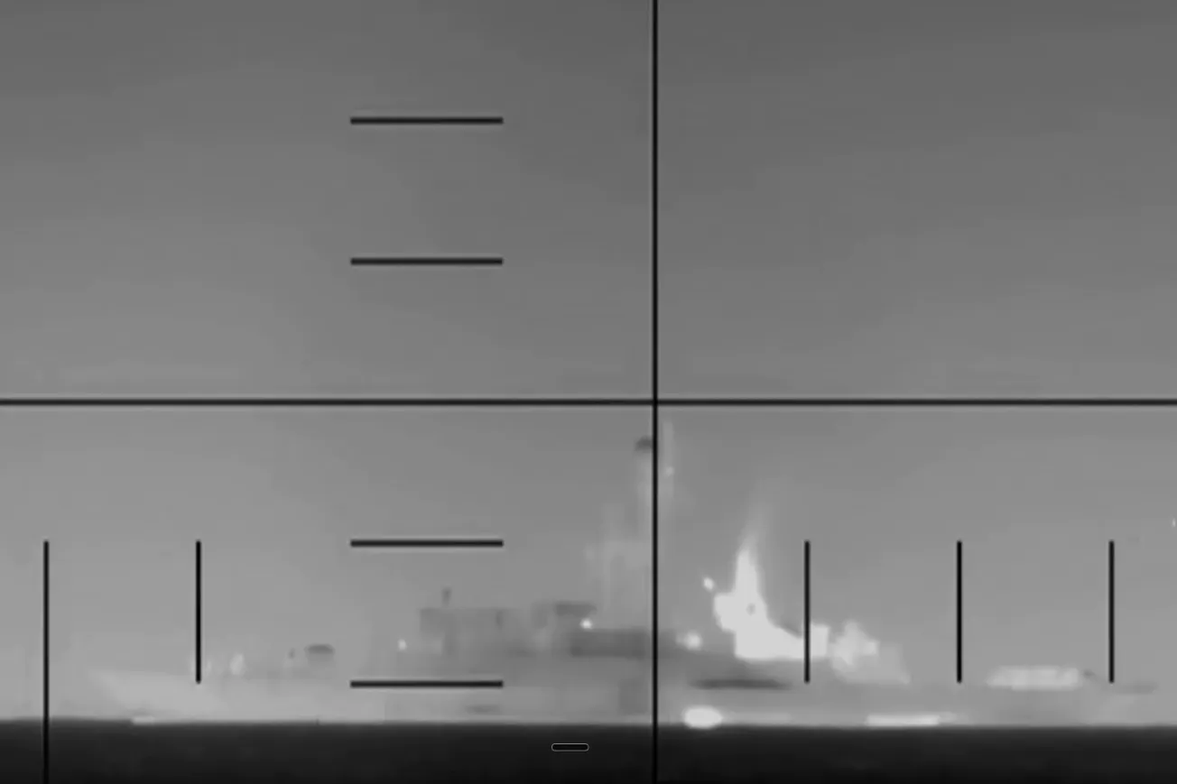 U.S. Submarine Sinks Iranian Warship Near Sri Lanka