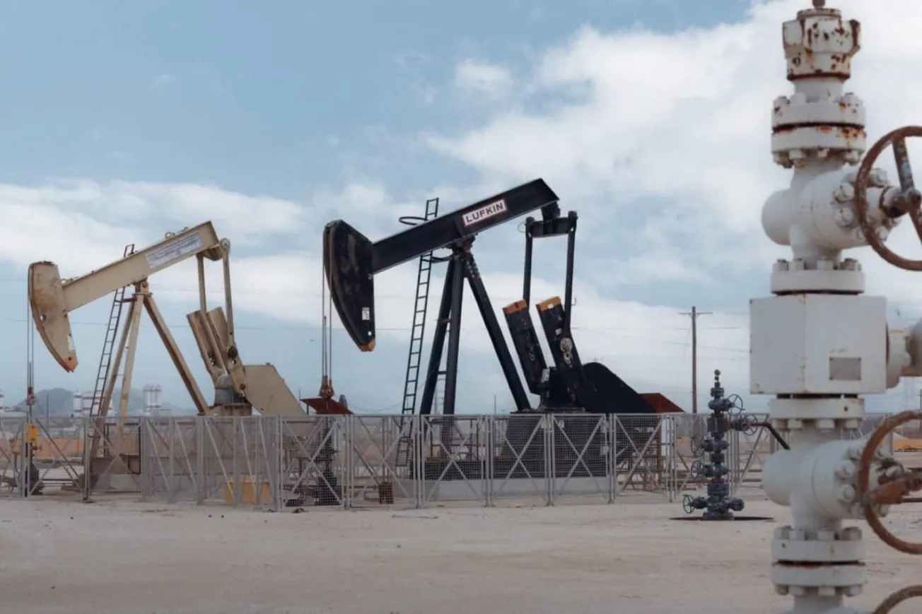 Democrats Demand Trump Reverse Waiver Allowing Russian Oil Sales To India