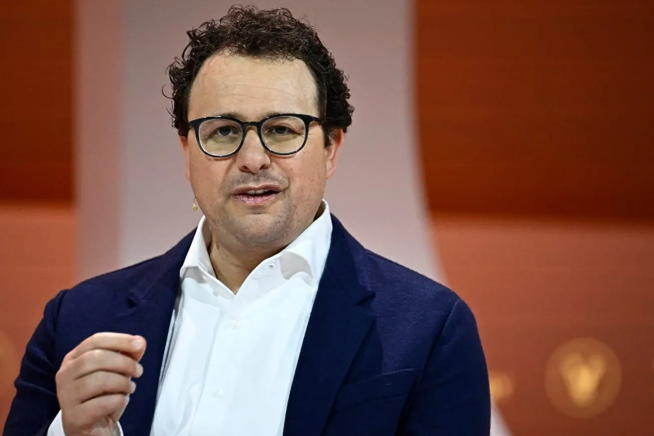 Anthropic CEO To Meet White House Chief Of Staff Amid Pentagon Dispute