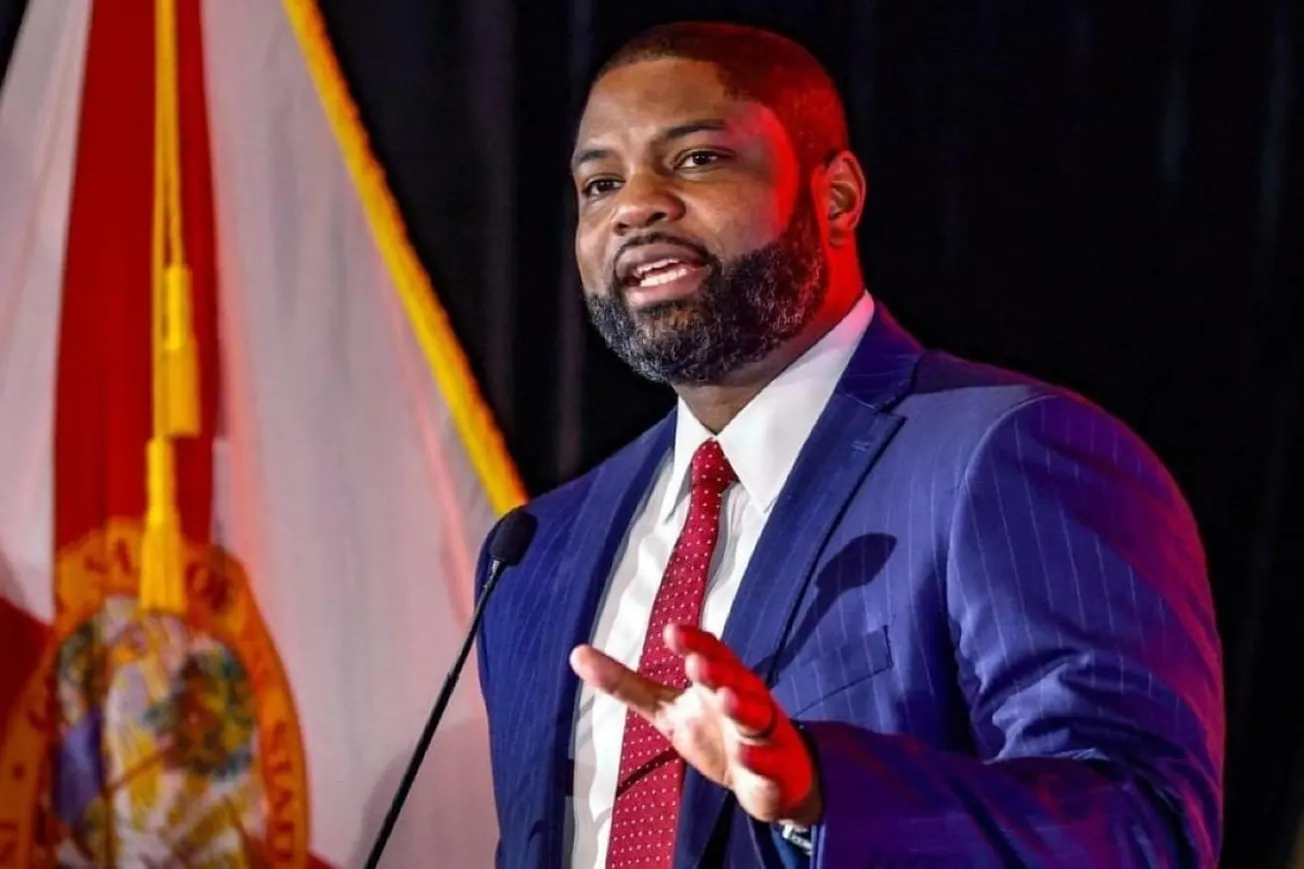 DeSantis’ Respect For Byron Donalds Could Be Why He Hasn’t Endorsed A Successor, GOP Leaders Say