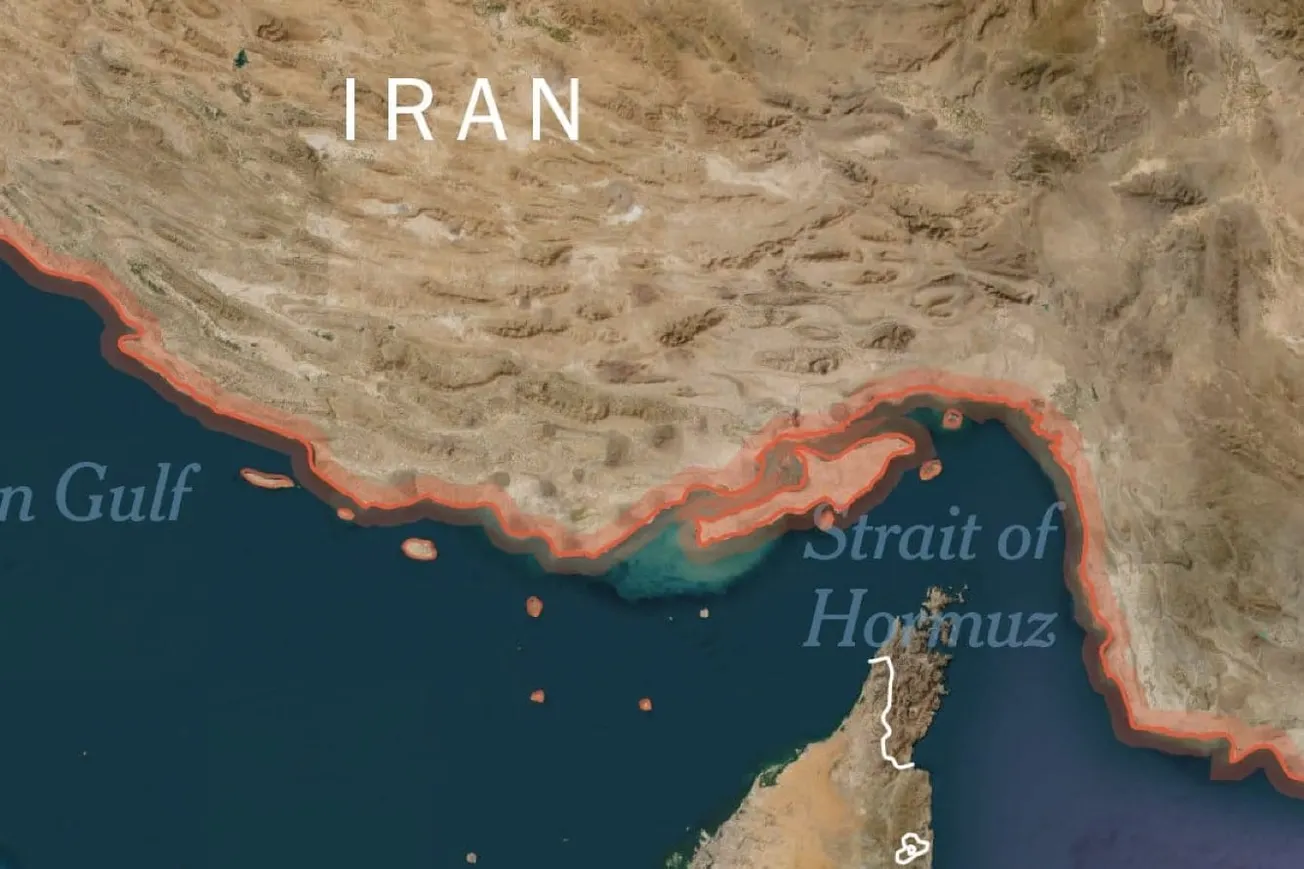 Four Ships Pass Through Hormuz Despite Iranian Blockade