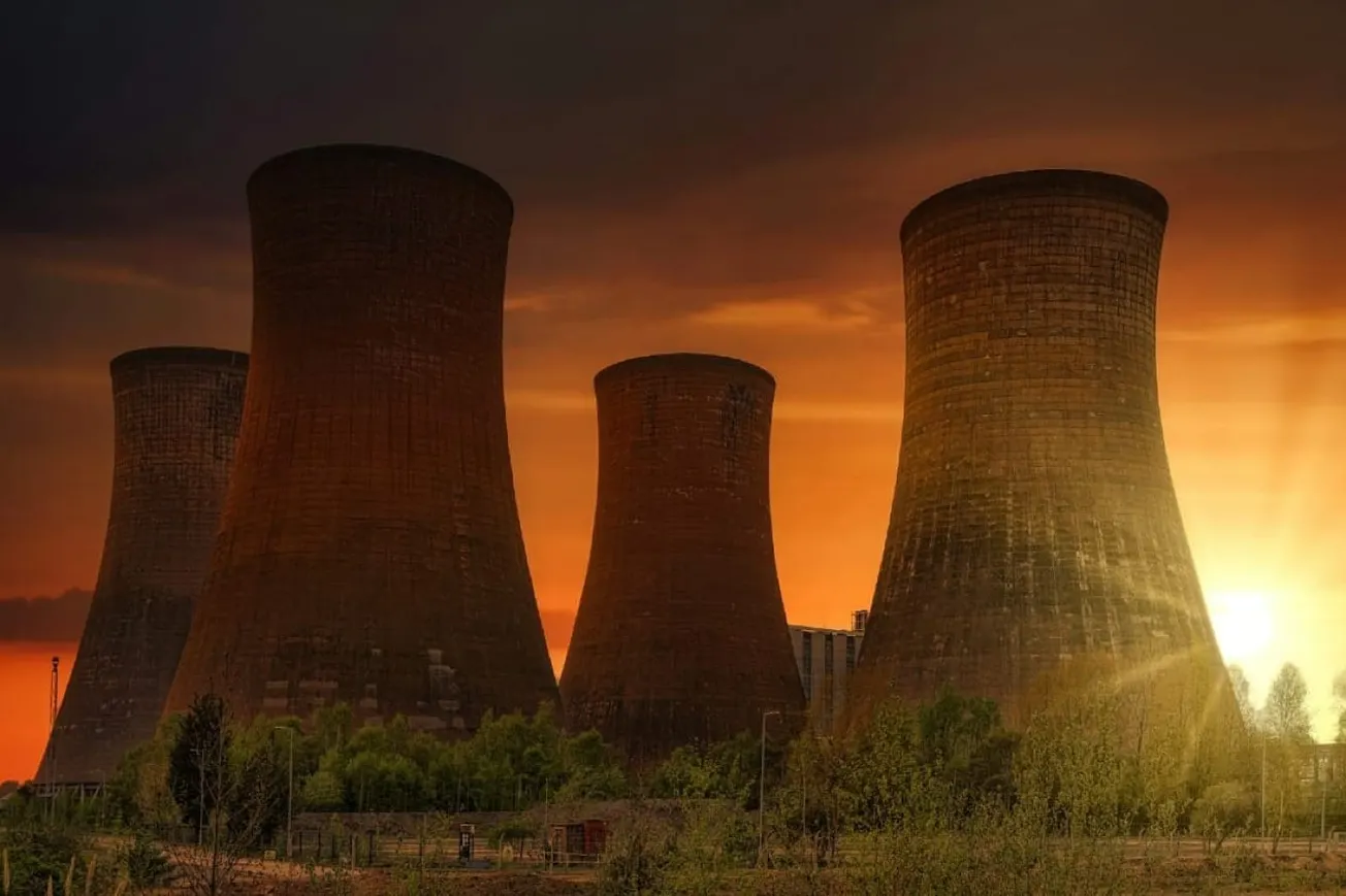 Nuclear Myths Continue To Fuel Neocon Fantasies