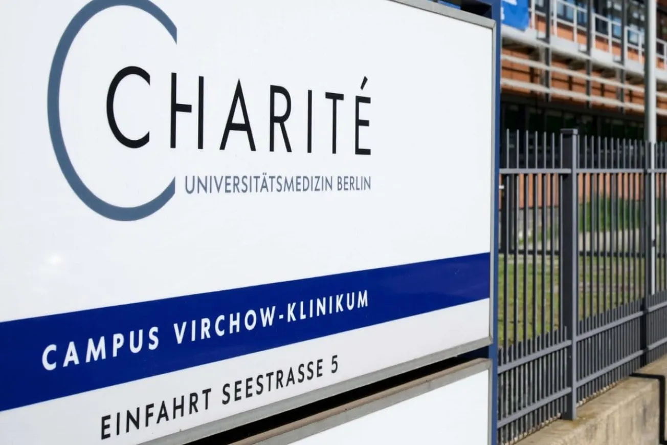 Germany Isolates Family Of American Ebola Patient