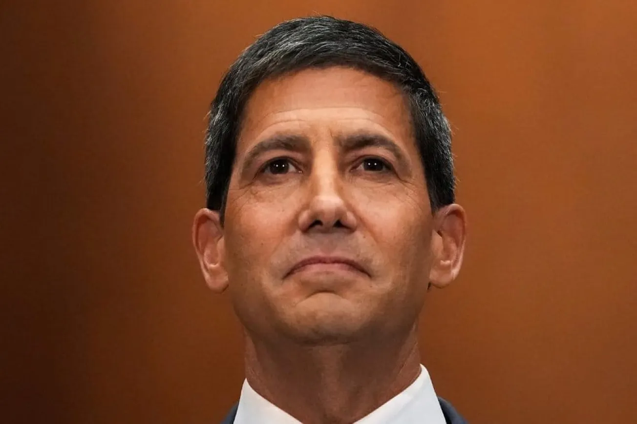 Trump’s Fed Pick Kevin Warsh Begins New Role Friday