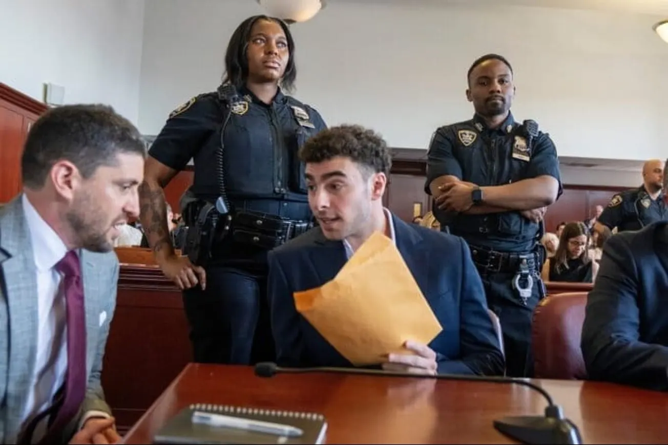 Luigi Mangione Withdraws Psychiatric Defense in Murder Case