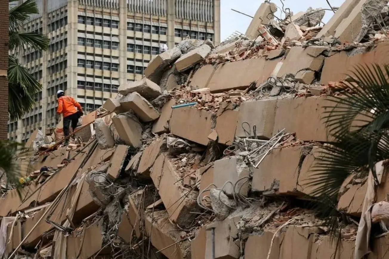 Venezuelans Search For Survivors As Earthquake Toll Rises