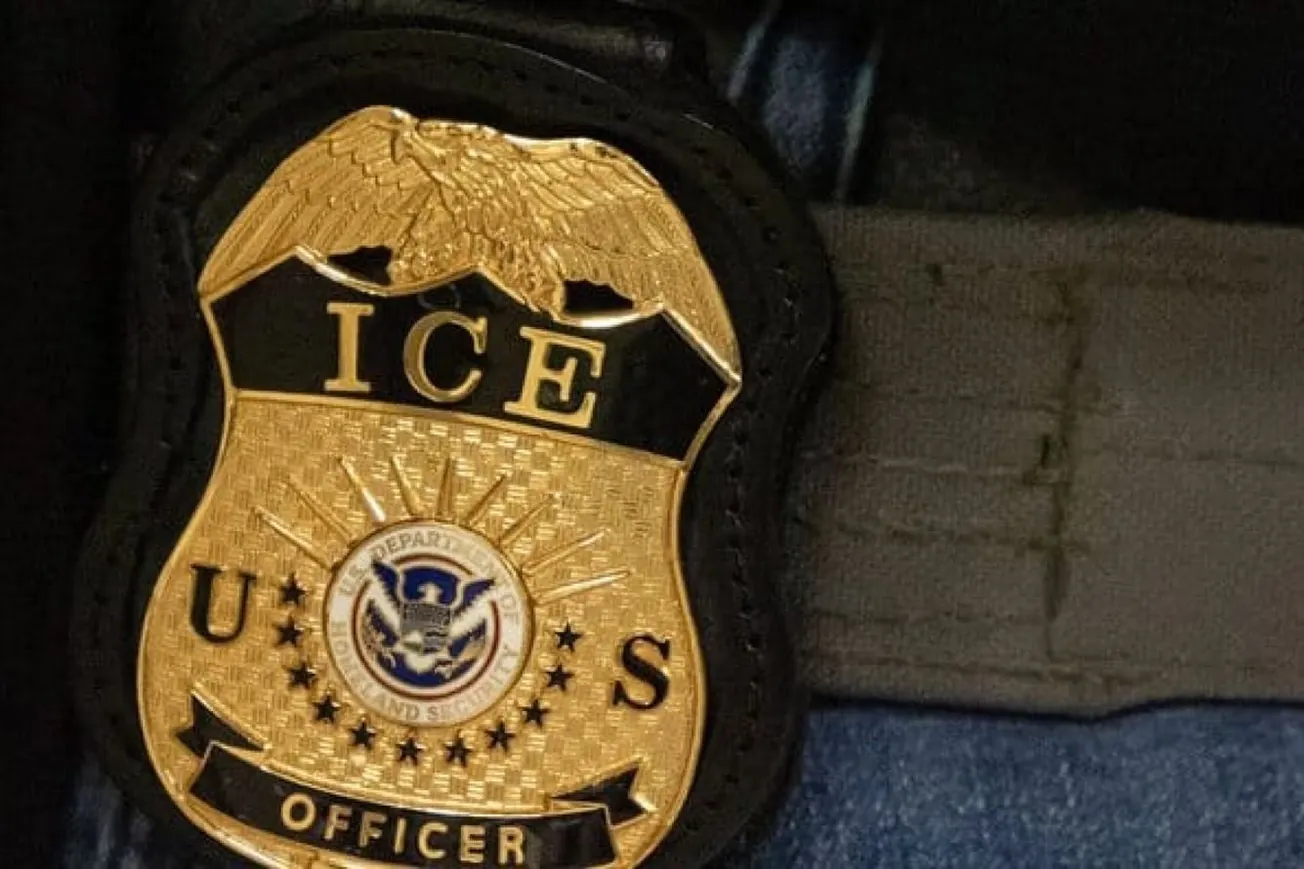 Immigration Officer Fires Weapon During Failed Arrest Attempt