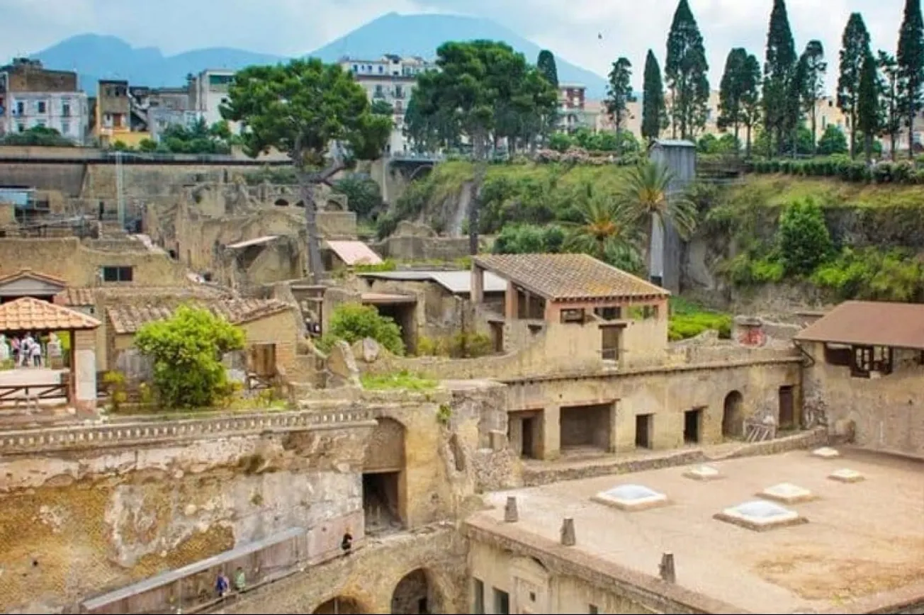 How Did AI Read A 2,000-Year-Old Herculaneum Scroll