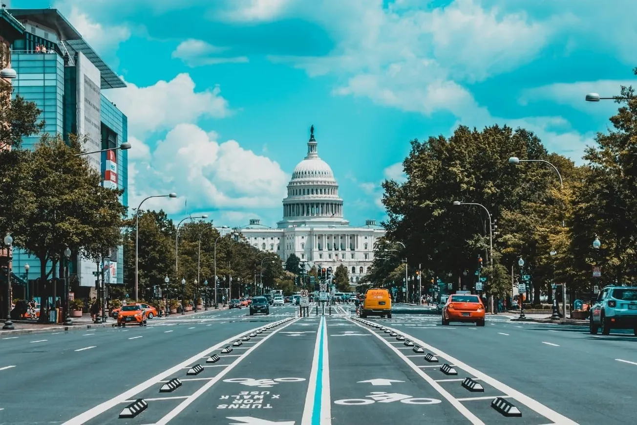 Roberts Lobbies For Senate To Bundle SAVE America Act With FIS