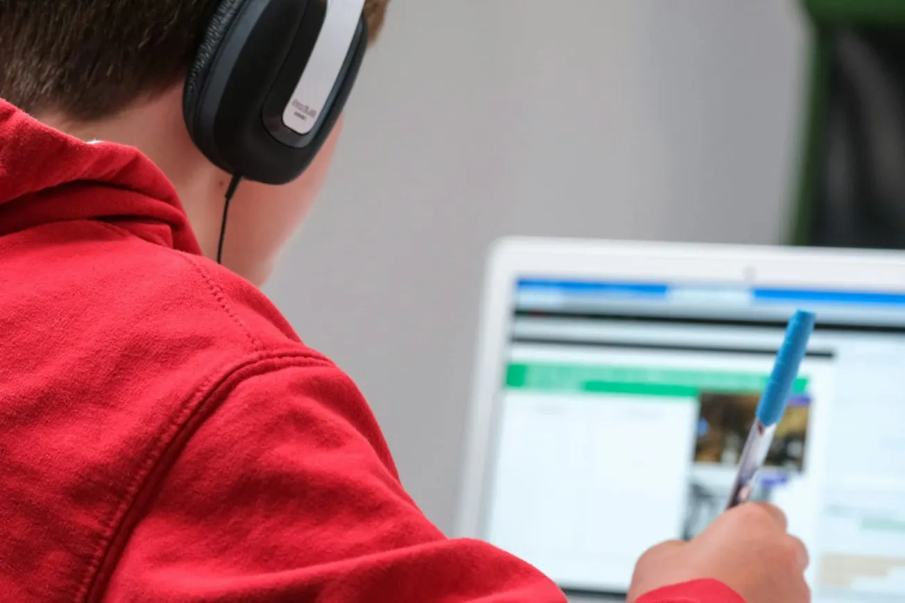 Why Is The FCC Reviewing Its $3 Billion School Internet Program