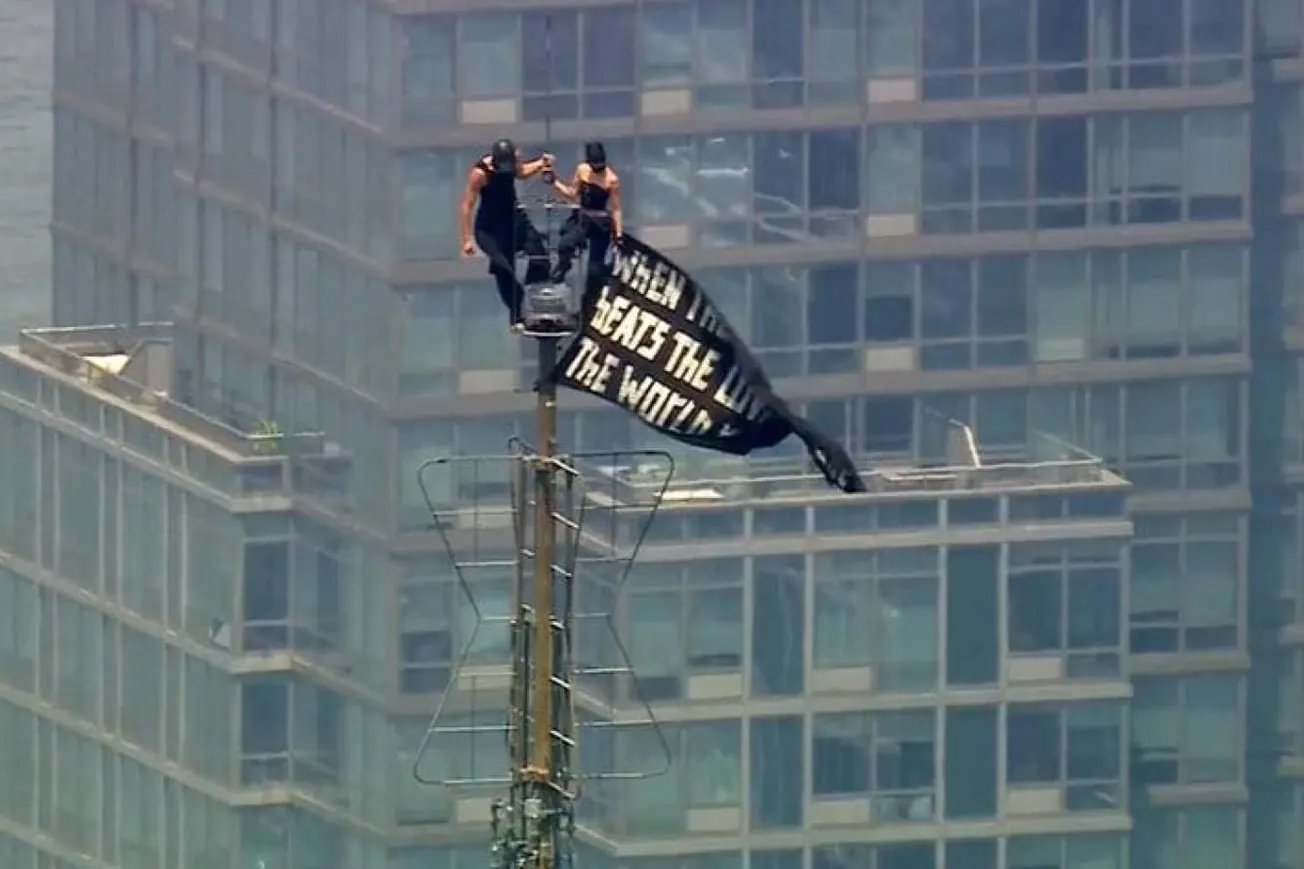 Empire State Building Climbers Face Felony Charges