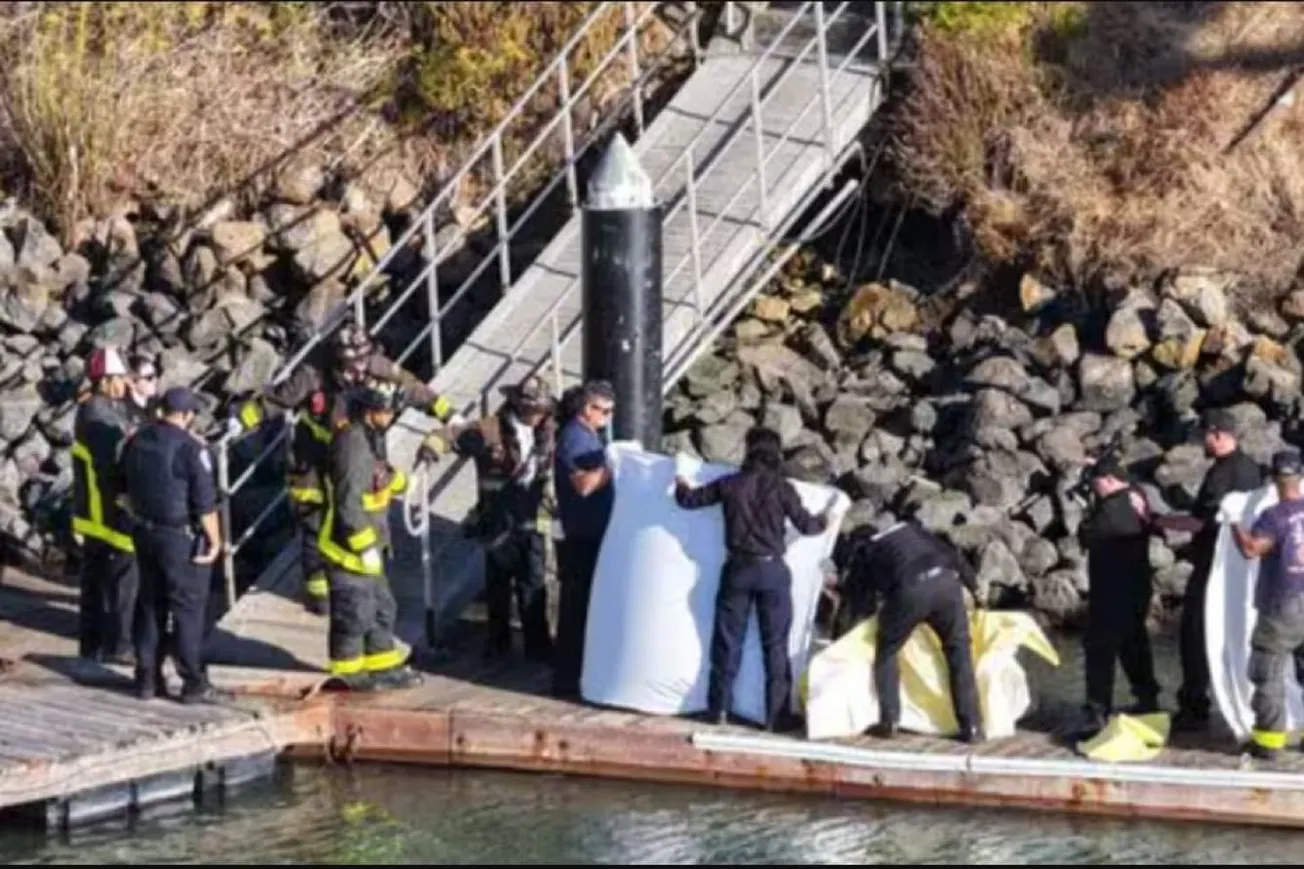 Watch: One Dead After Boat Sinks Near Alcatraz Island