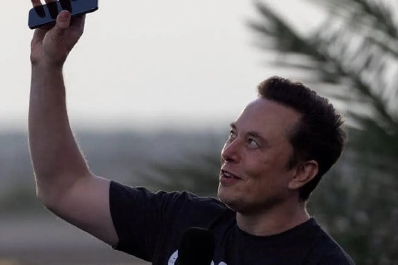 Elon Musk Rejects WSJ Claim Ahead Of SpaceX IPO