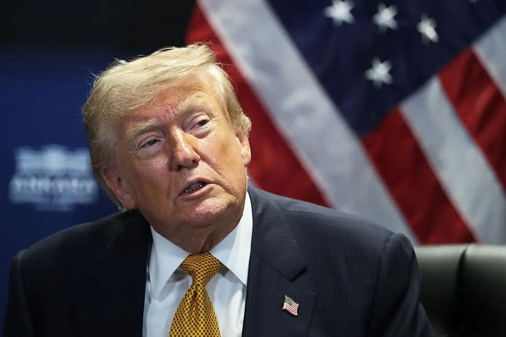 Trump Hails Iran Talks As Hormuz Diplomacy Continues