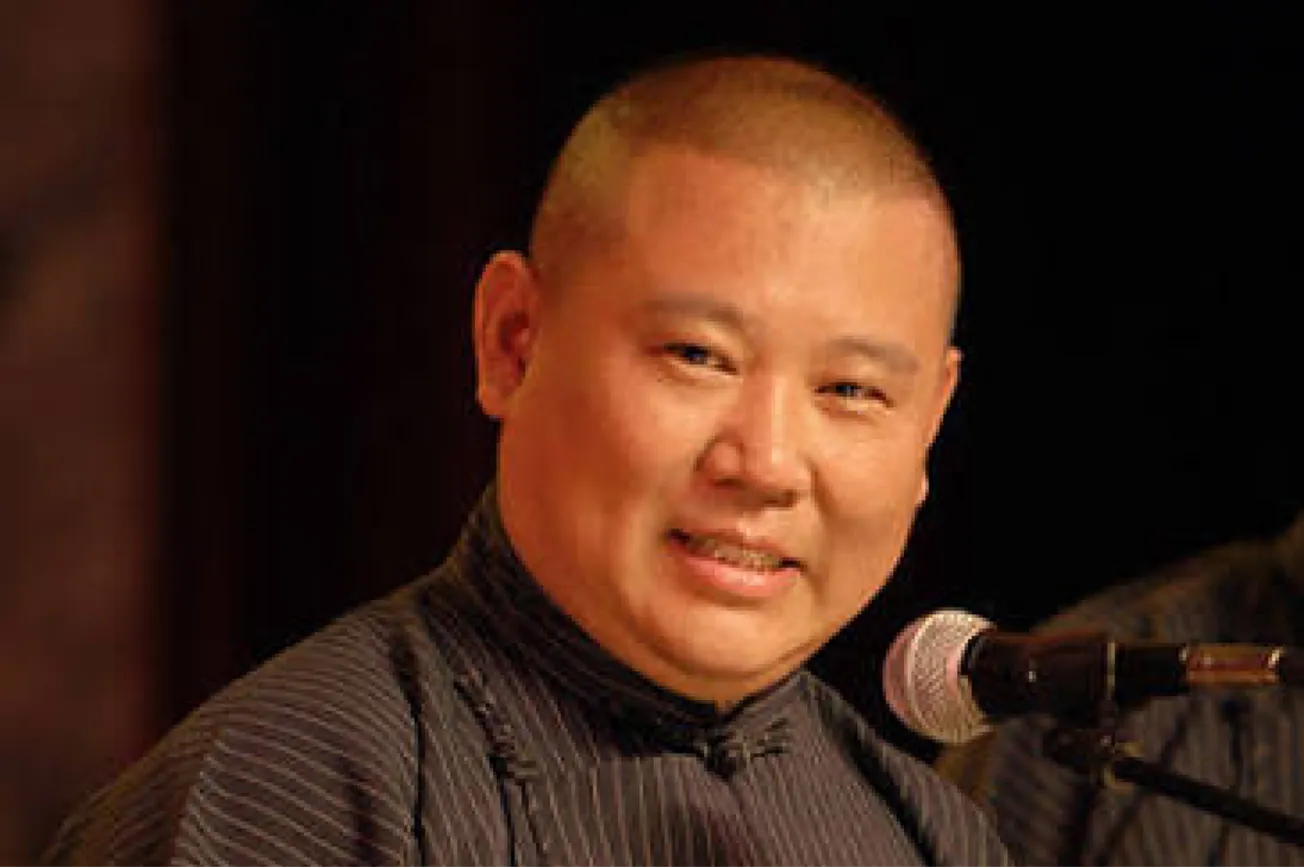 China Investigates Top Comedian Over Revolutionary Song Joke