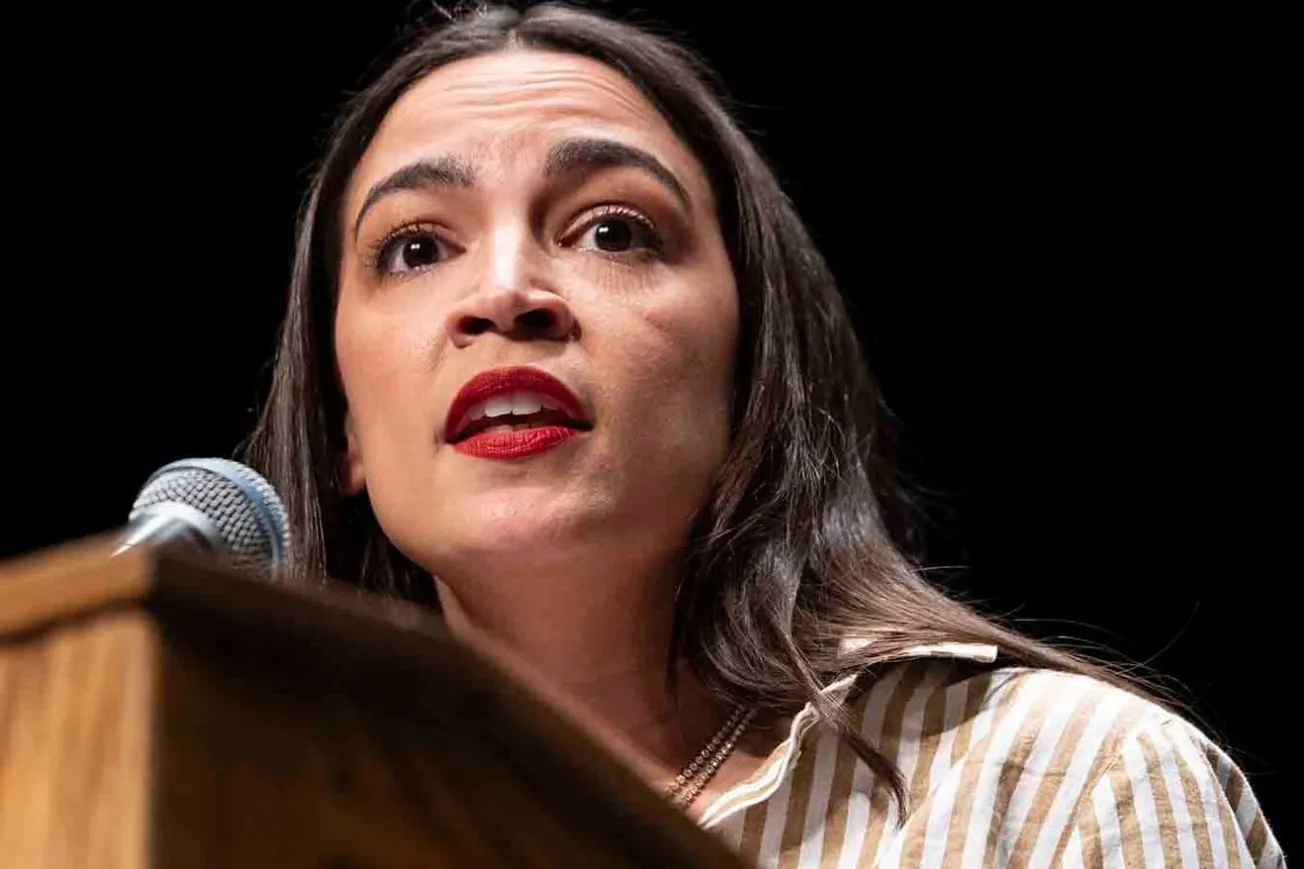Dirty Pool And Frozen Eggs: 2028 Would-Be Candidates Already Going Shallow, Dark, And Destructive