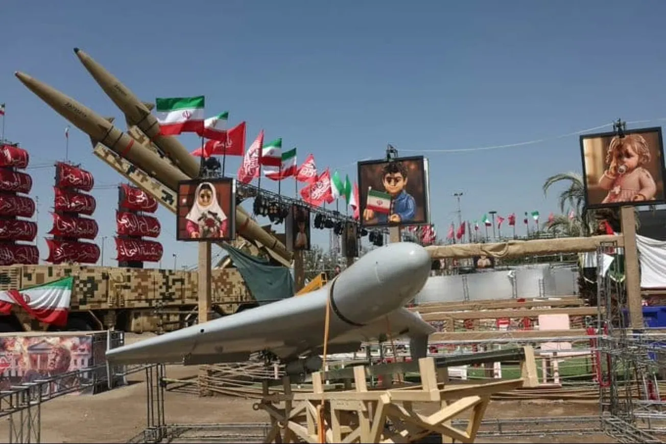 Pakistan Says US And Iran Near Possible Deal On Strait of Hormuz