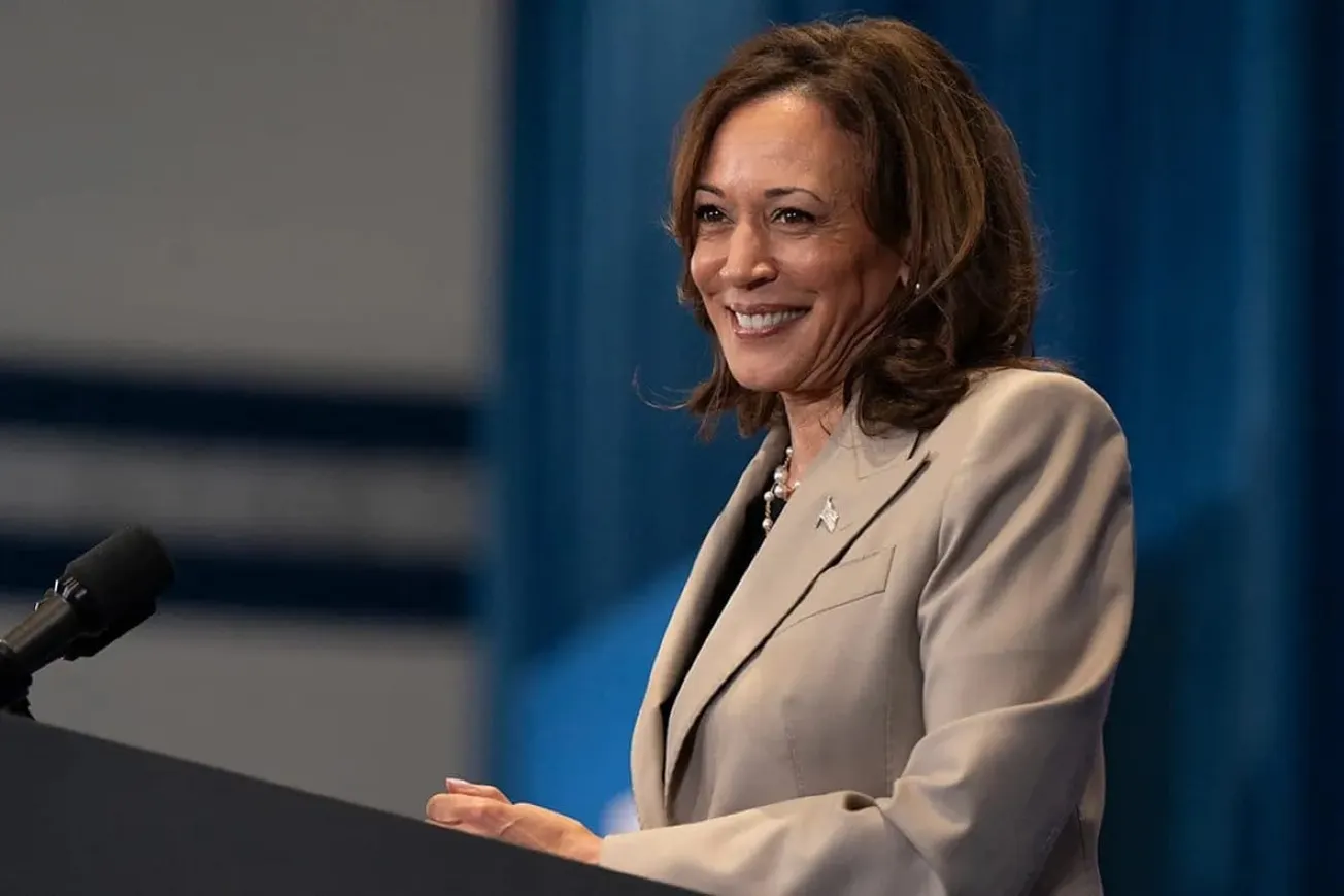 Harris Distances Herself From Biden In New Speech