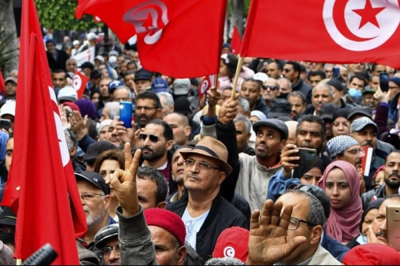 Watch: Tunisians Protest Power And Water Shortages