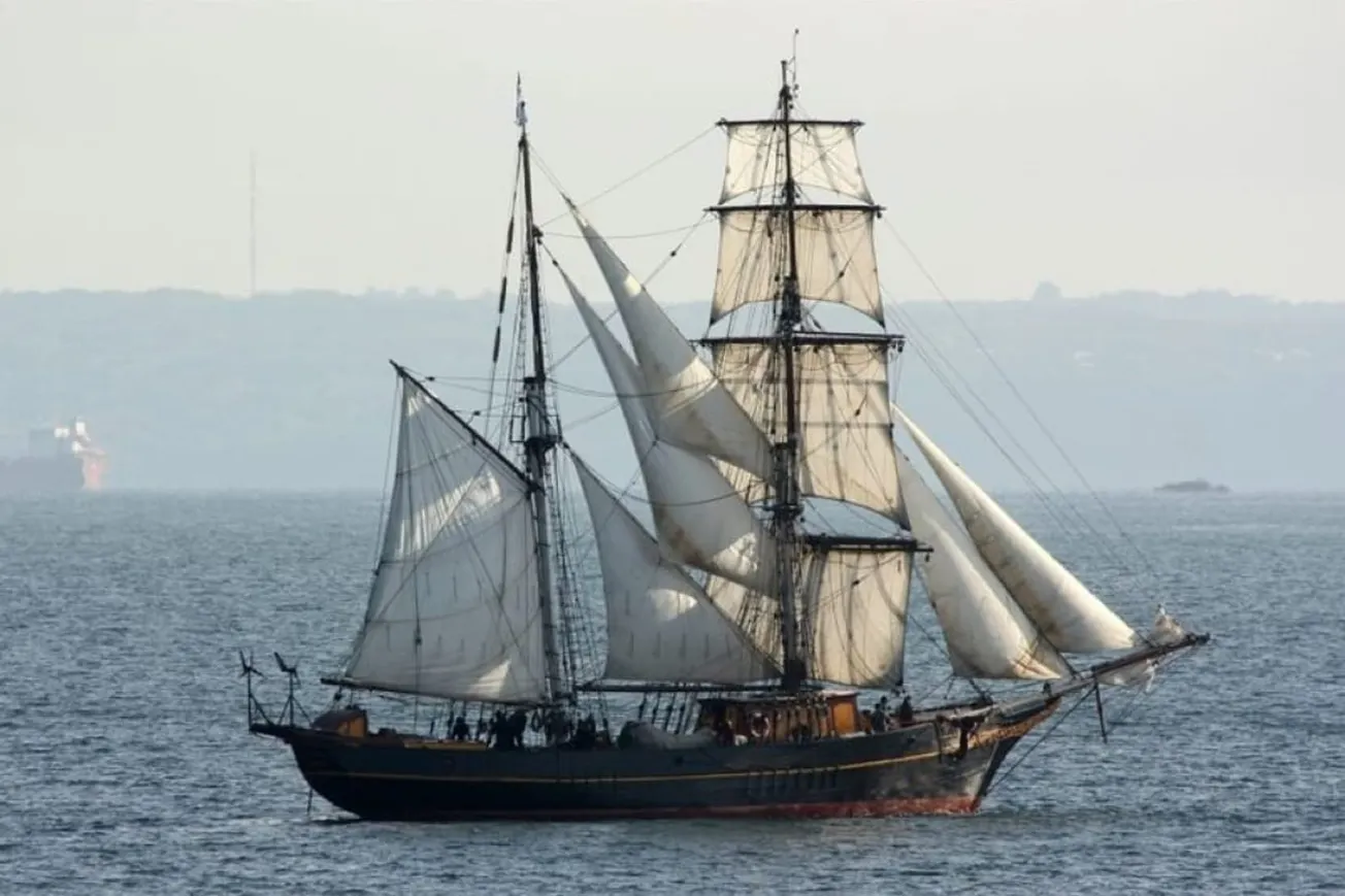 Watch: Powered By Wind, Caribbean Cargo Heads To Amsterdam