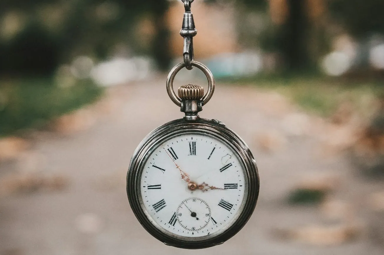 The Liberalization Of Holidays And The Ownership Of Time