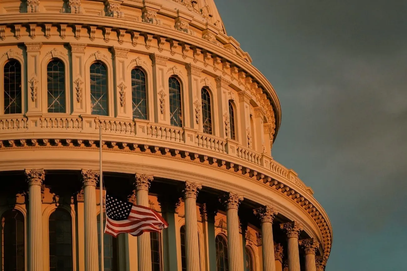 MMT: A Political Movement without Serious Defenders