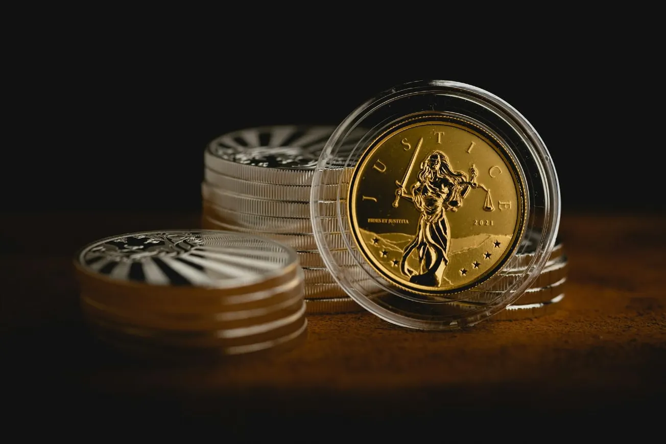 Gold Climbs To Seven-Week High On Weak Jobs Data