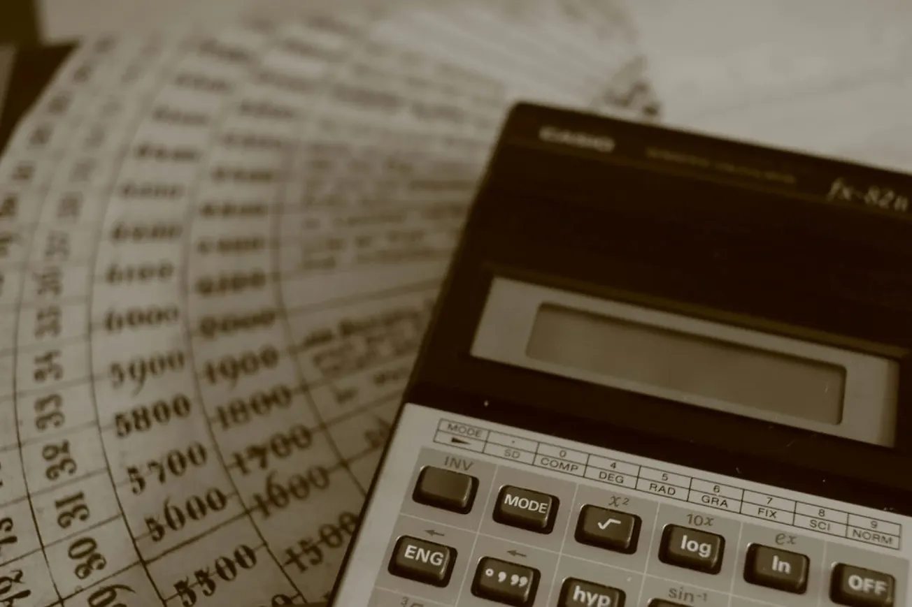 Monetary Savings Versus Real Savings