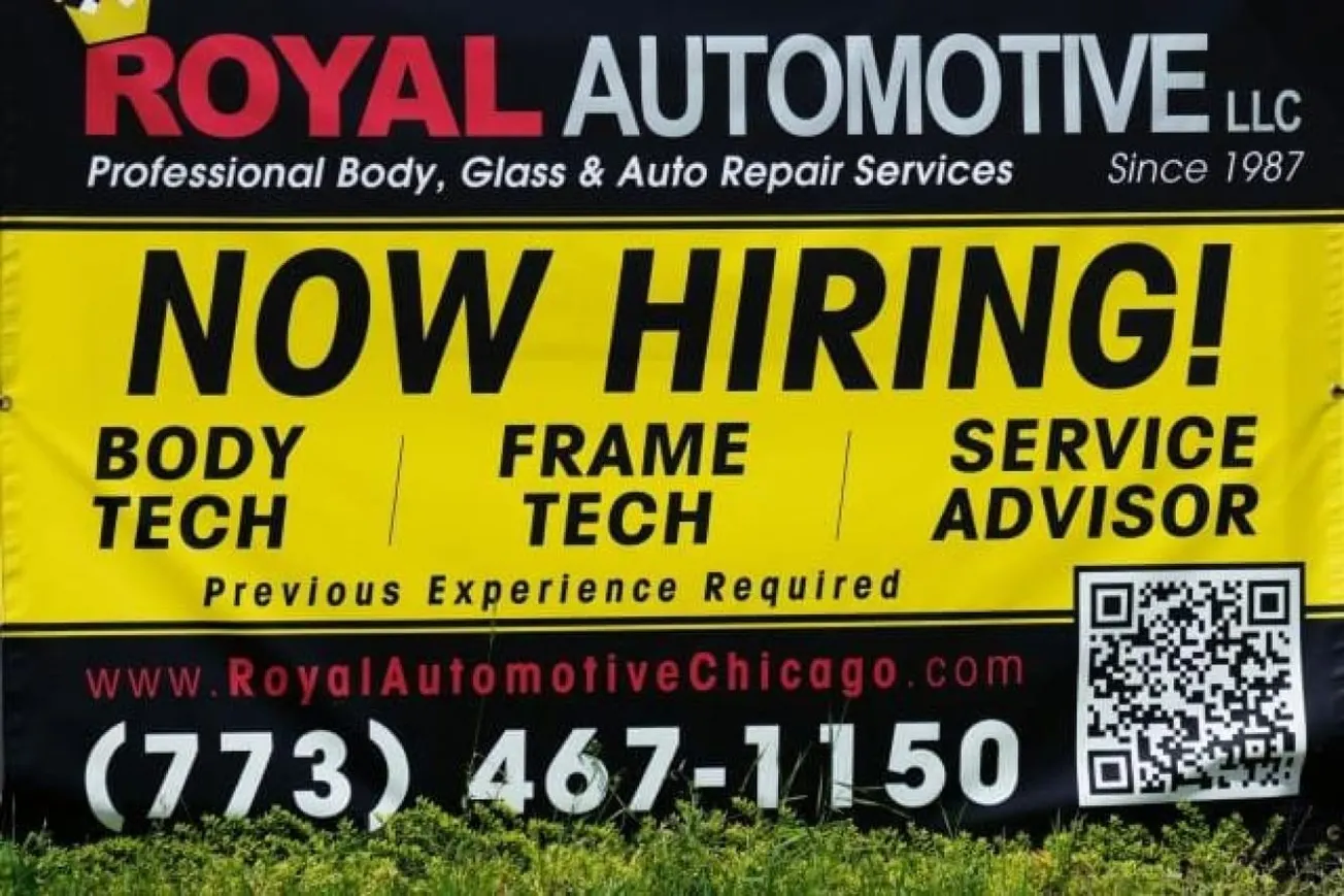 US Job Openings Rise To 7.3 Million As Labor Market Holds Steady