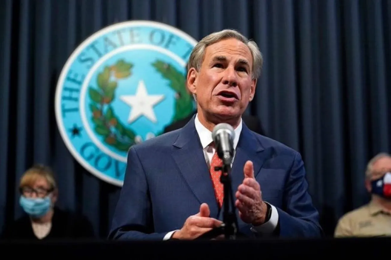 Greg Abbott Defends Texas Border Policies, Blasts Democrats At Convention