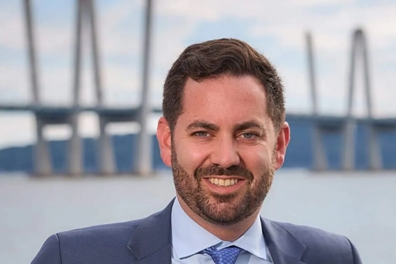 NY Rep Exposes Opponent For Living In Virginia And Doing ‘No-Show Jobs’