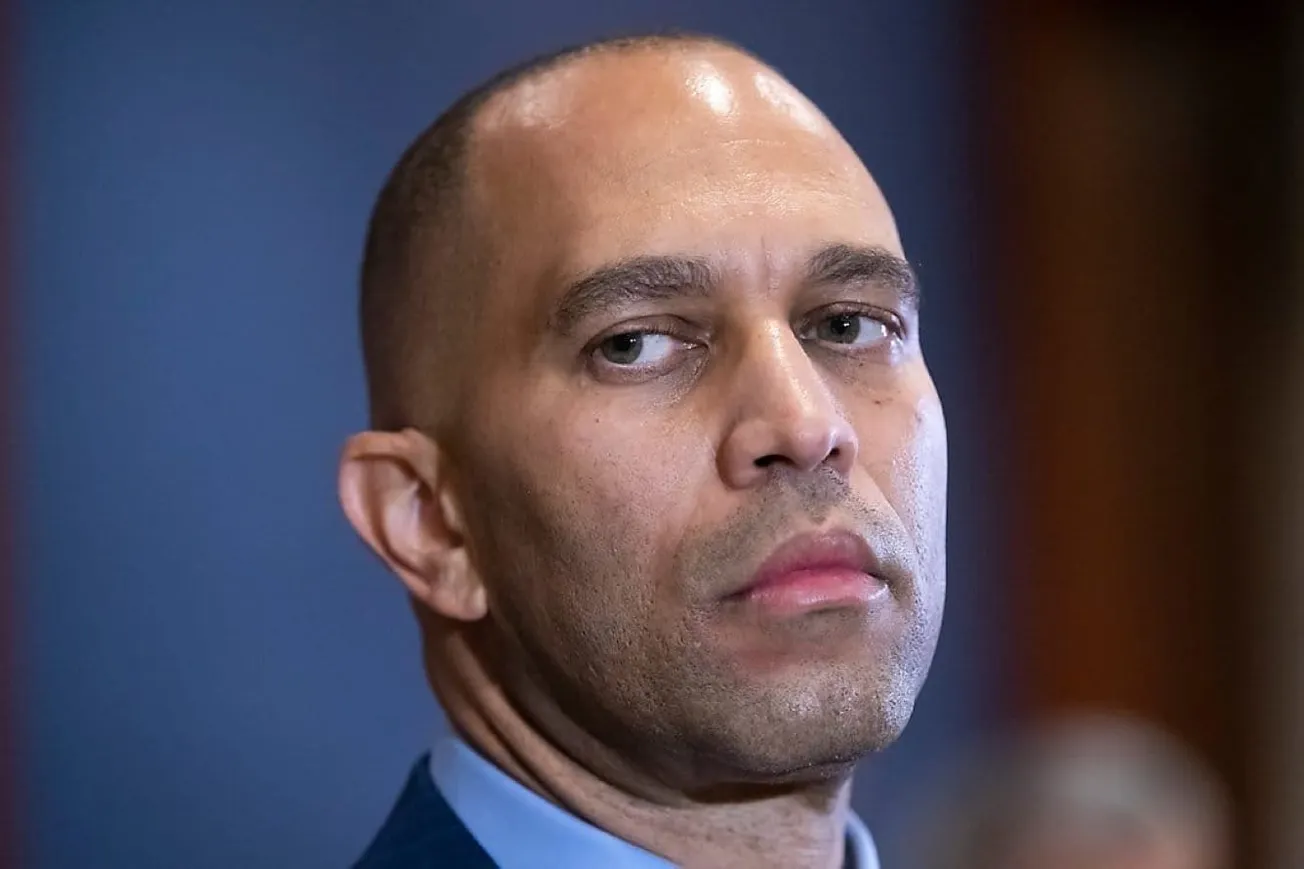 Jeffries Says Democrats Will Win Because Of National Nightmare