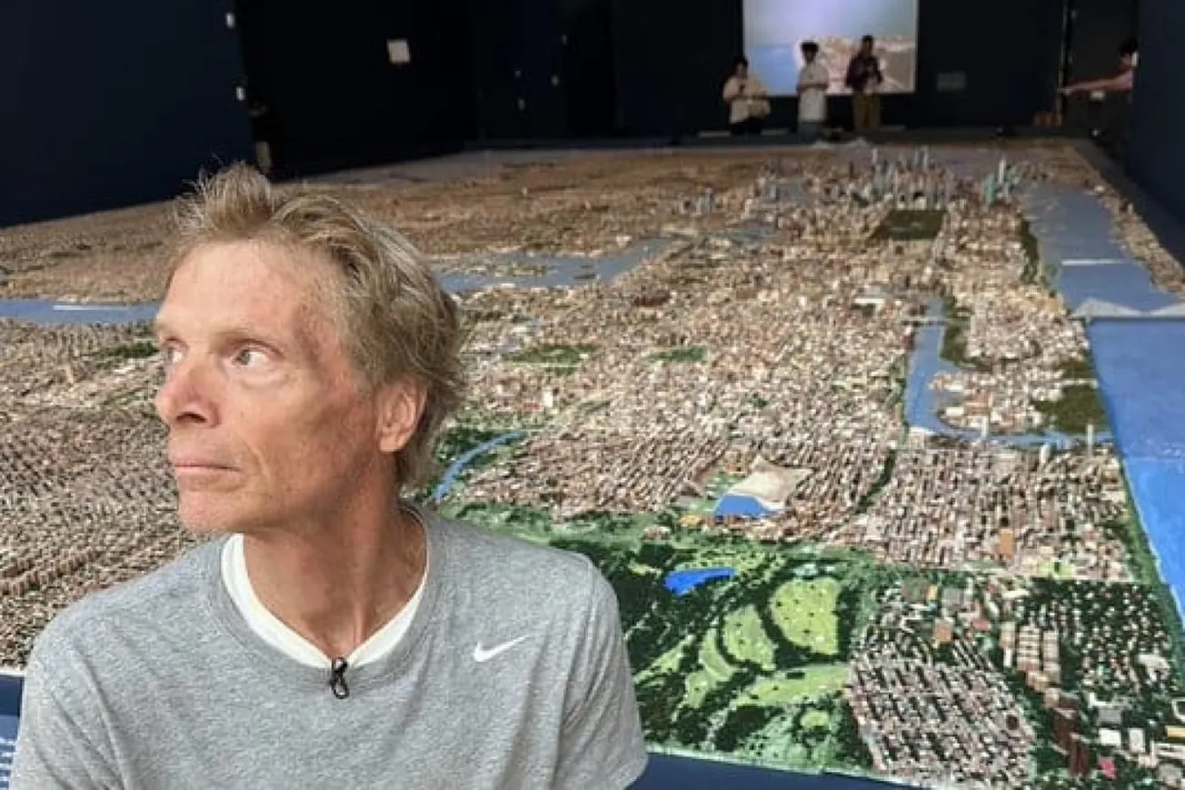 800,000-Piece NYC Model Draws Crowds To City Museum