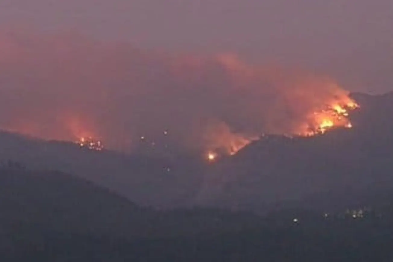 Firefighting Helicopter Crashes During Yosemite’s Dome Fire Response