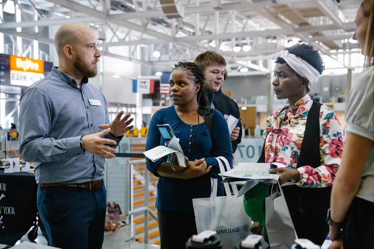 Private Sector Hiring Rebounds With 90,000 Jobs Added In September