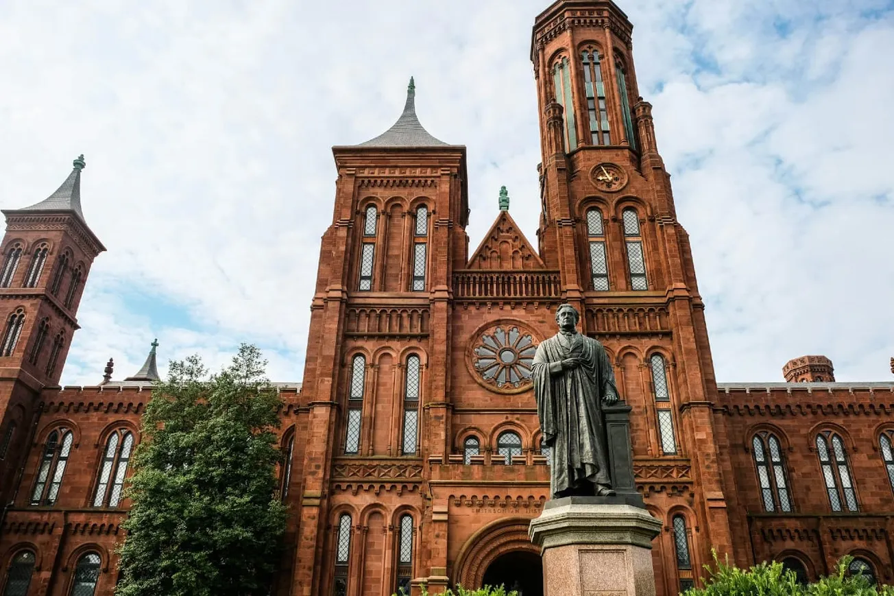 Federal Agencies May End Smithsonian Cooperation Under Trump