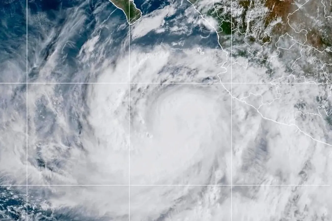 Watch: Left With Nothing: Hurricane Polo's Floods Force Northern Mexican Families From Homes