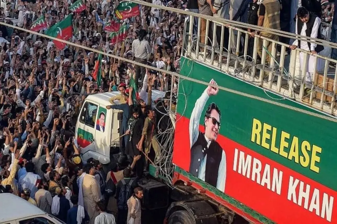 Watch: Imran Khan Loyalists March Toward Pakistan Capital To Demand His Release