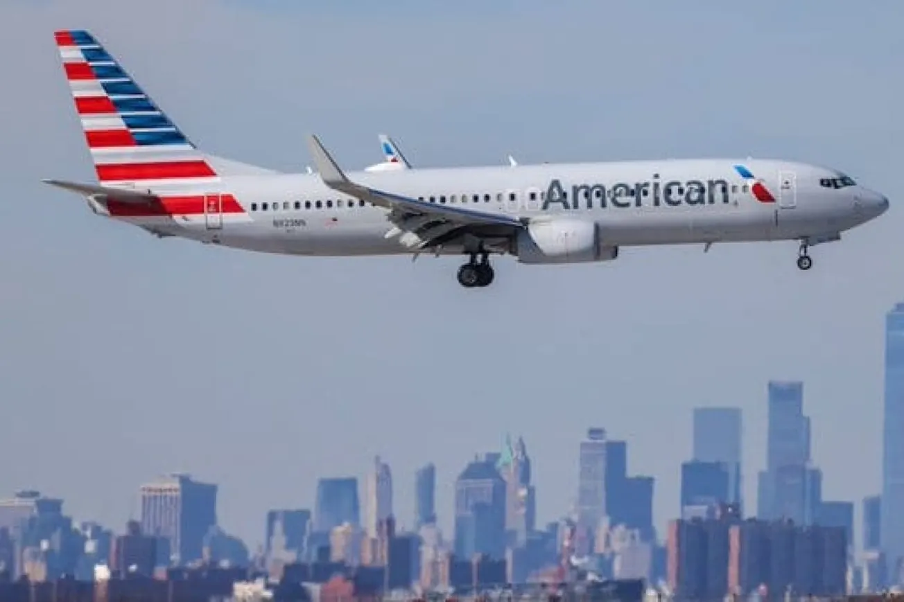 American Airlines Flight Diverts After Six Of Eight Bathrooms Fail