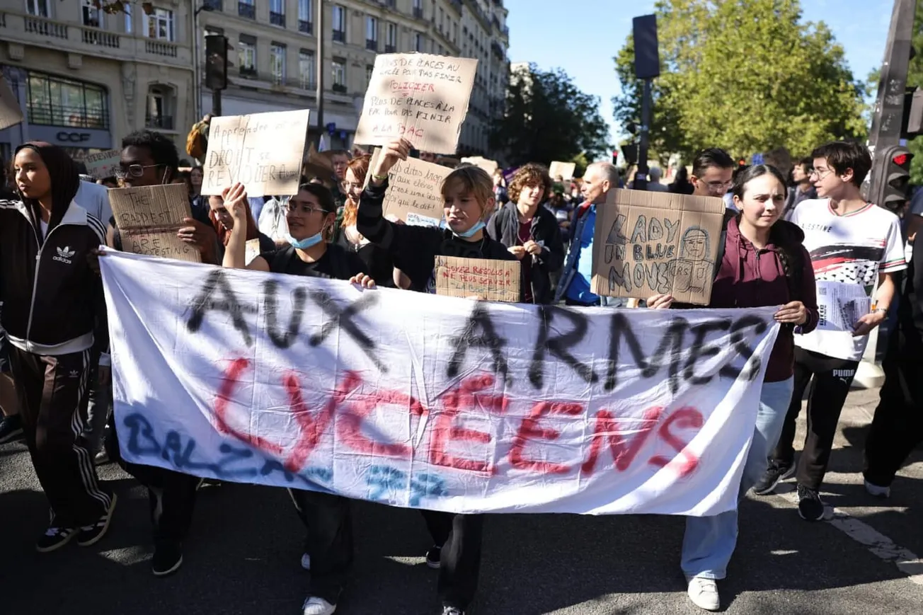 Watch: Paris Riot Police Deploy Tear Gas Amid Mass Rallies For Education Budget