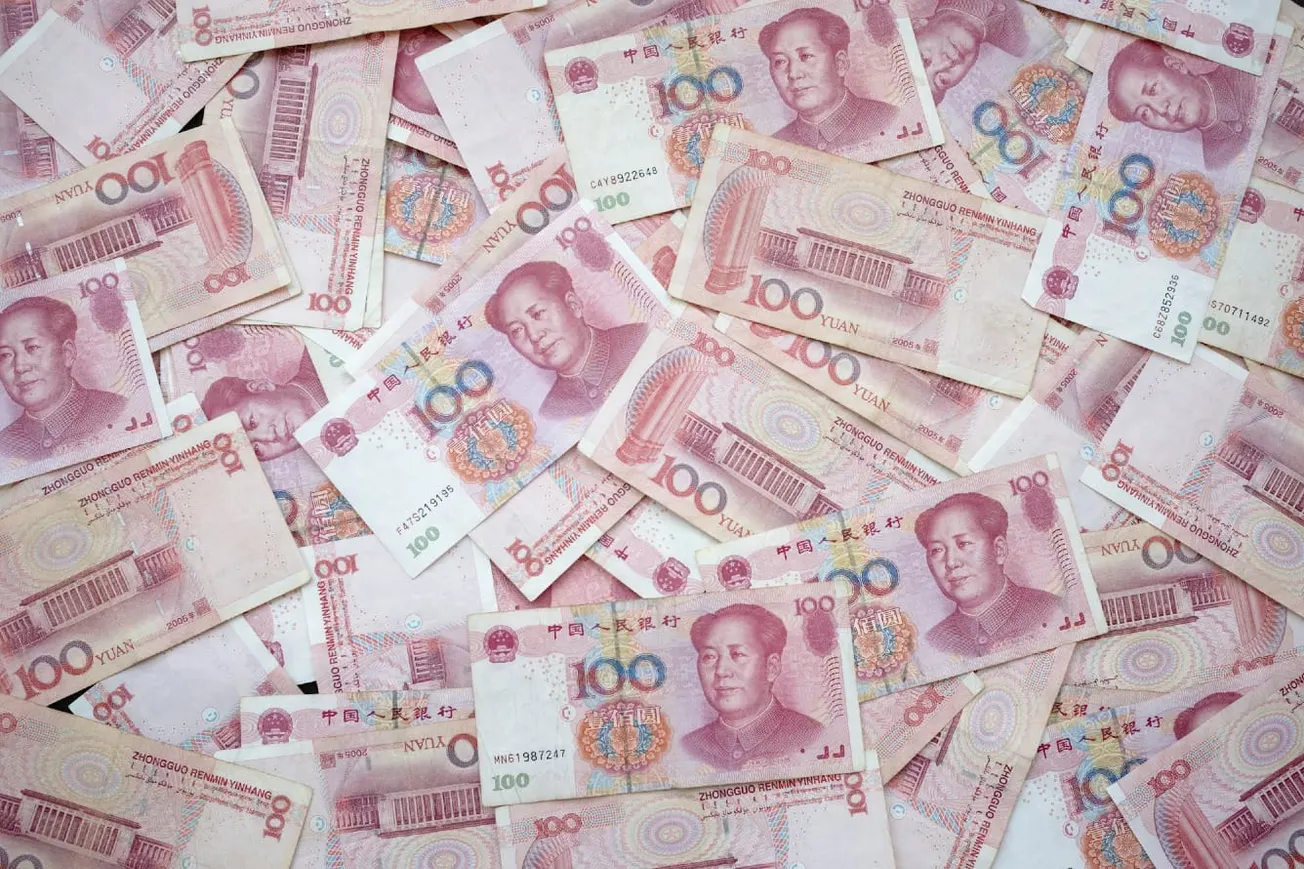 Why Rich Chinese Are Moving Offshore Money To US Banks