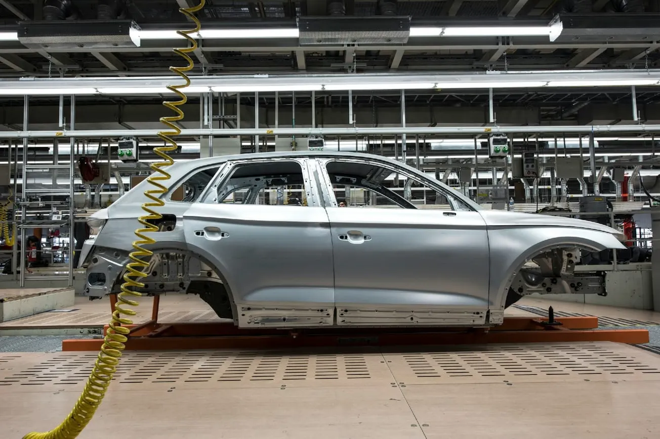 China’s Auto Industry Faces Falling Sales And Shrinking Profits
