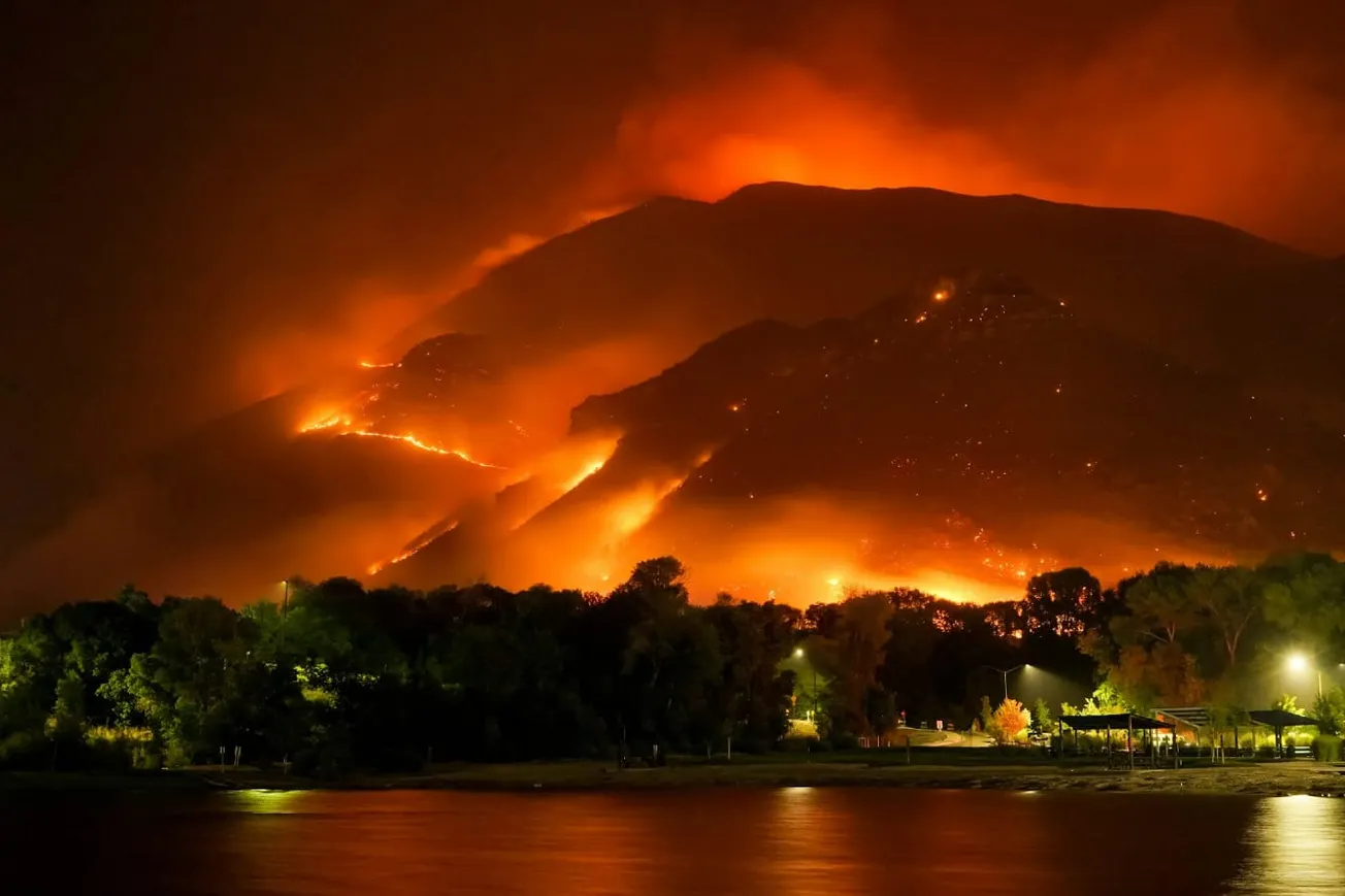 Watch: Multiple Brush Fires Break Out Across Southern California