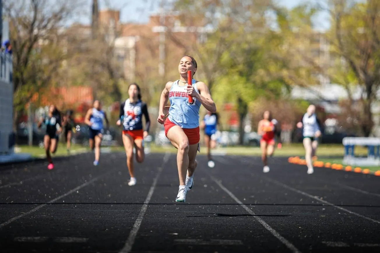 Washington High School Girls Refuse To Race Against Male Cross-Country Runner
