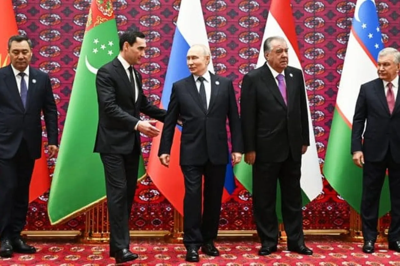 Putin Pledges Stronger Ties With Former Soviet Neighbors At CIS Summit