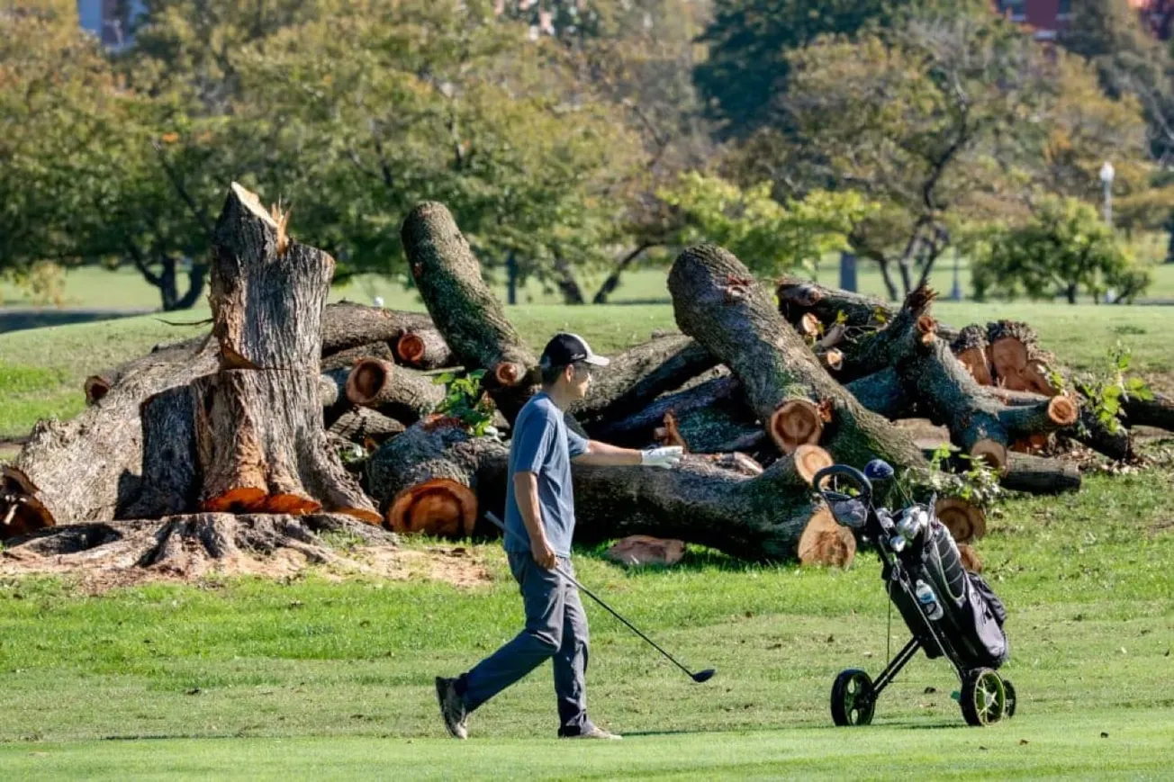 Trump Defies Court Deadline In Washington Golf Course Dispute
