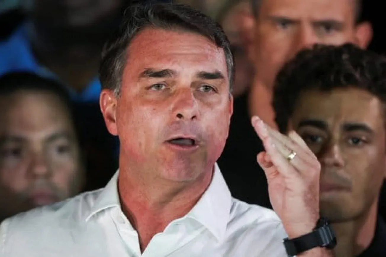 Flavio Bolsonaro Reportedly Leaves Brazil For US After Election Defeat