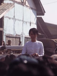 aung san su kyi
